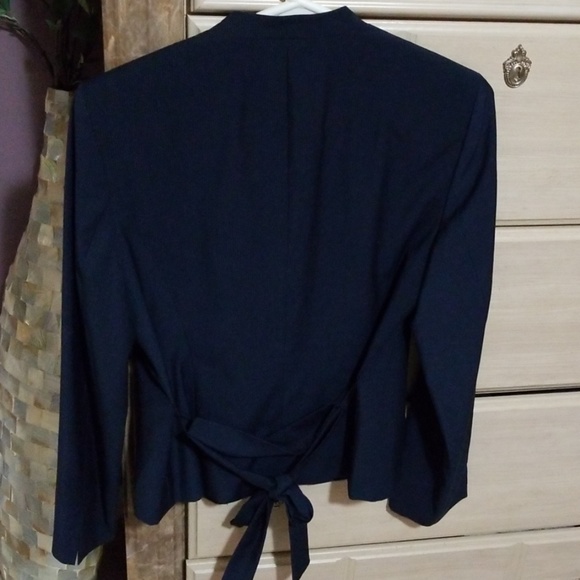 Blazer - Picture 2 of 4